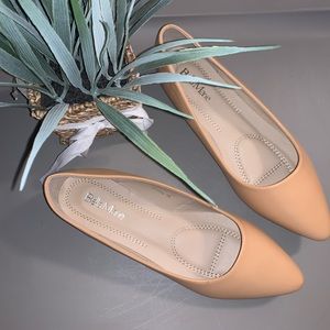 NWOB Bella Marie Nude Flats